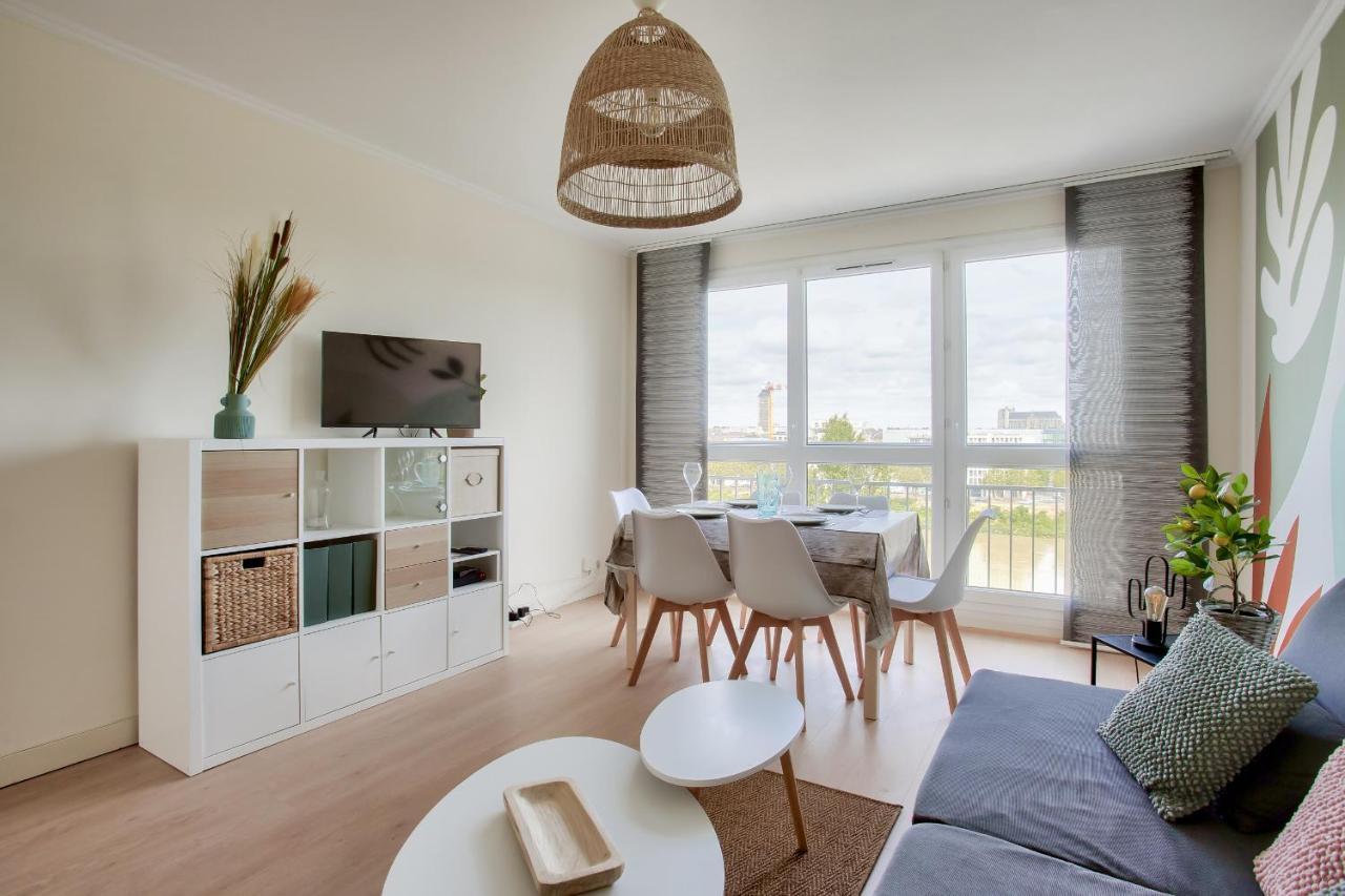 Escapade Sur L'ile De Avec Vue Sur La Loire Apartment